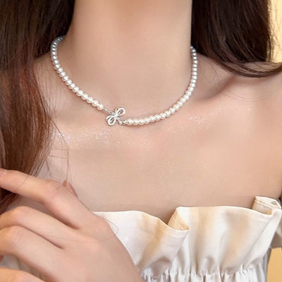Titanium Steel Necklace Female Niche Design Hot Girl Short Pearl