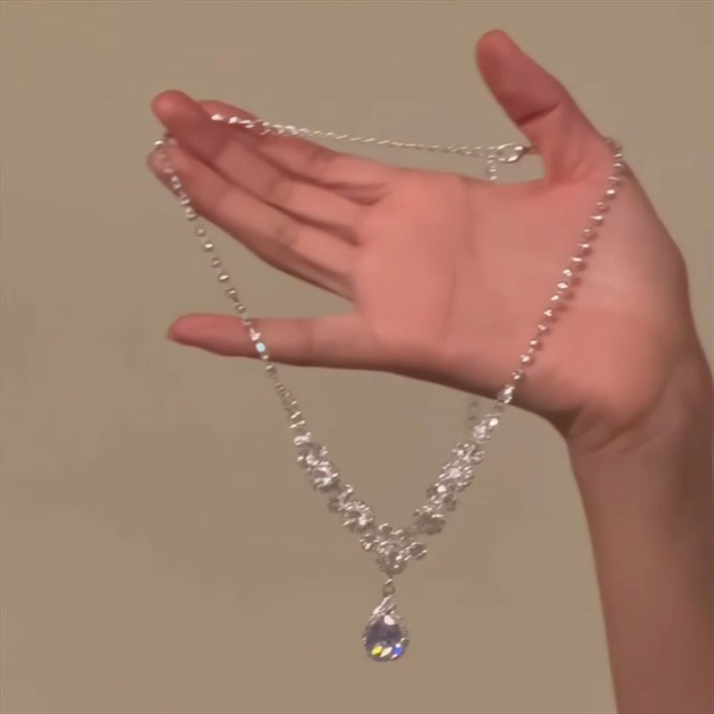 Niche Design High-grade Temperament Exaggerated Sparking Zirconium Necklace For Women