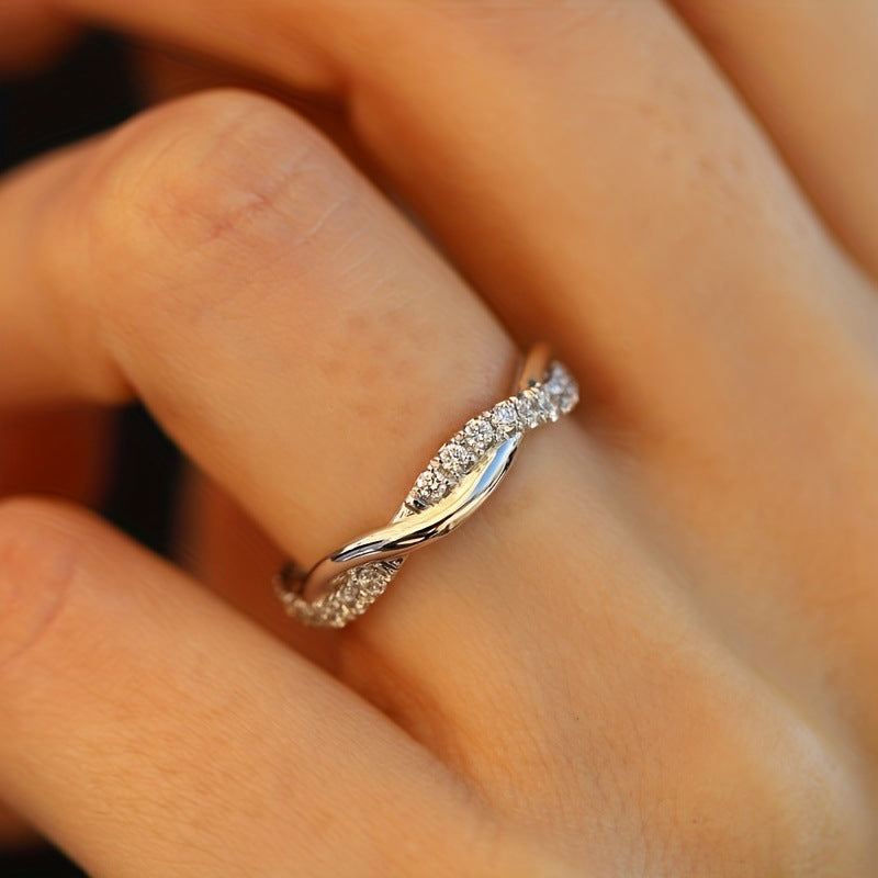 Female Silver Cross Fashion Ring Ornament